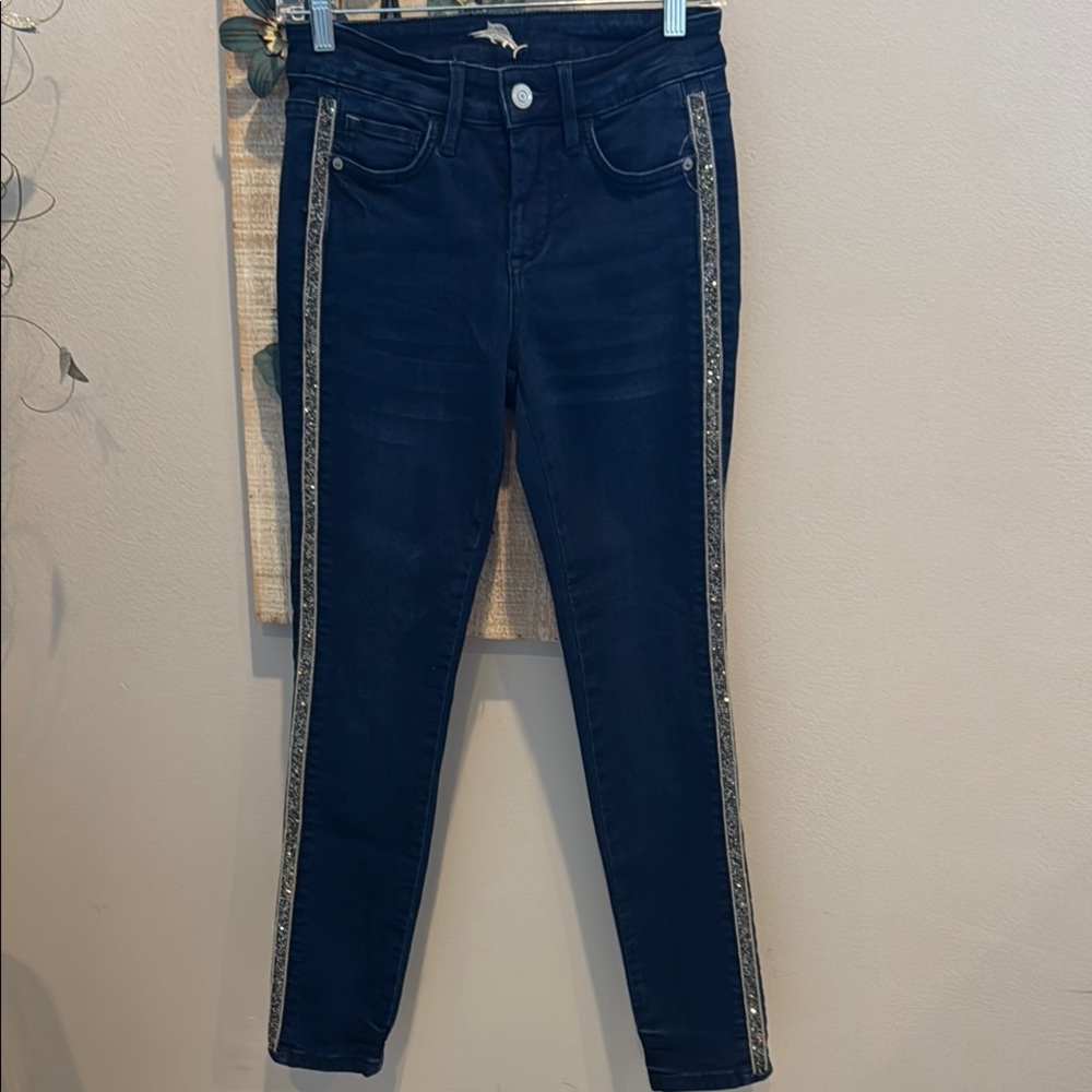 Tommy Bahama women’s High Rise Ankle Dark Blue Jeans with Gold Accents size 2